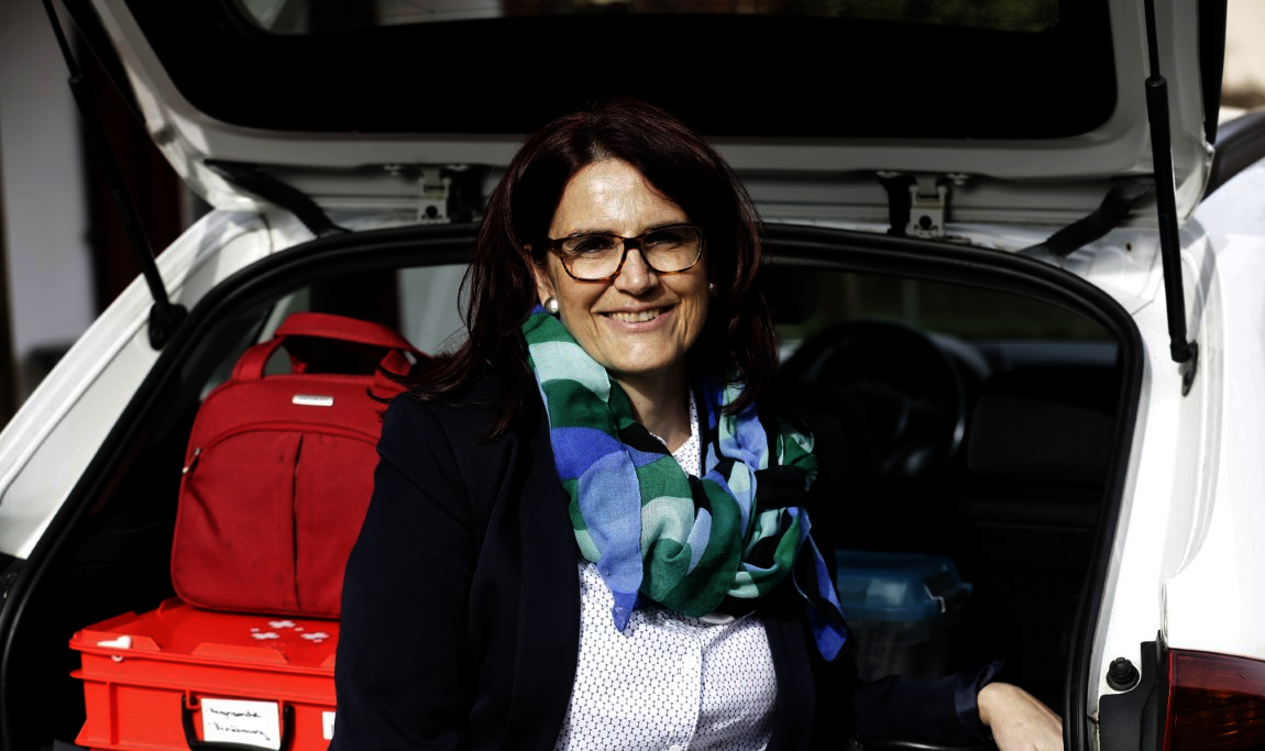 Drei Frauen im Gespräch über Weiterbildung im Bereich "Gesundheit"