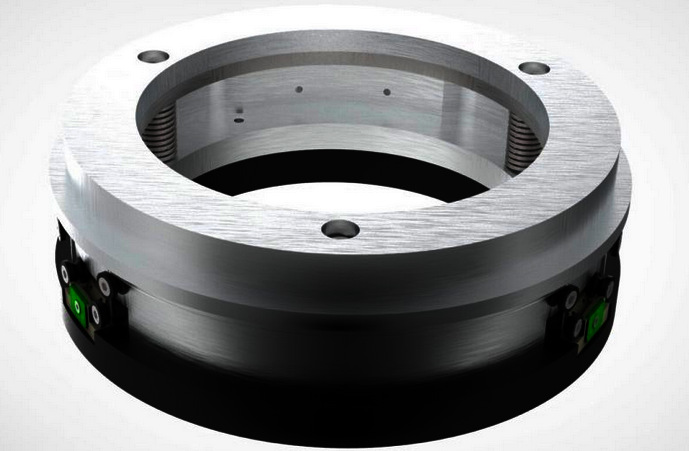 Als erster Student der OST hat Andreas Flury betreut von Professor Hanspeter Keel einen Trennungsmechanismus für Raketen entwickelt.