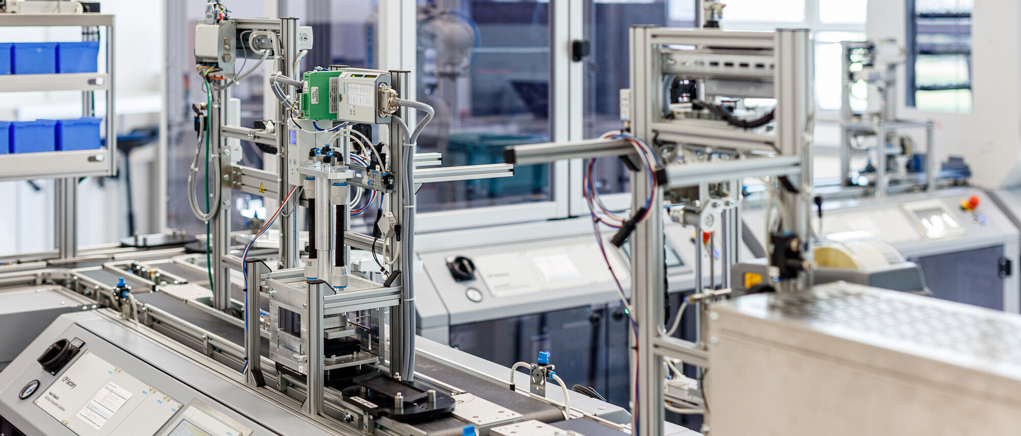 Smart Factory im Praxisunterricht an der Ostschweizer Fachhochschule in Buchs